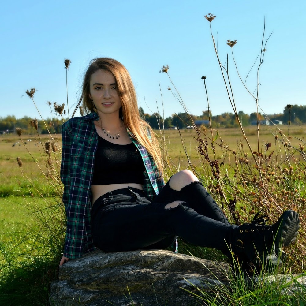 Meet your Posher, Hannah